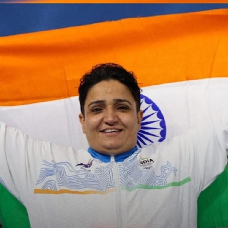14 साल पहले पति ने बर्बरती की:निर्वस्त्र कर दोनों बेटियों के साथ सड़क पर फेंका; कॉमनवेल्थ में गोल्ड मेडलिस्ट शर्मीला धनकड़ की कहानी
