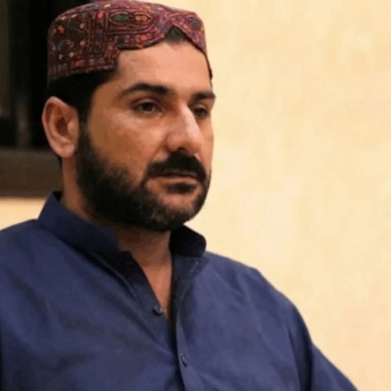 पाकिस्तान में गैंगस्टर उजैर बलोच के भाई पर हमला:ल्यारी में अज्ञात हमलावरों ने घर के बाहर गोली मारी, हालत गंभीर