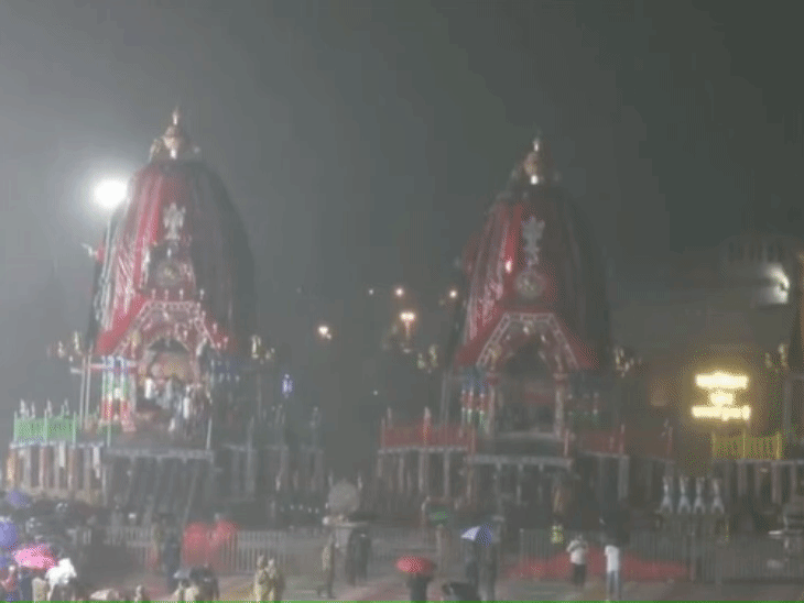पुरी और अहमदाबाद में जगन्नाथ रथयात्रा आज:सोने की झाड़ू से होगी रथों की सफाई; सबसे आगे बलभद्र, आखिर में निकलेंगे जगन्नाथ