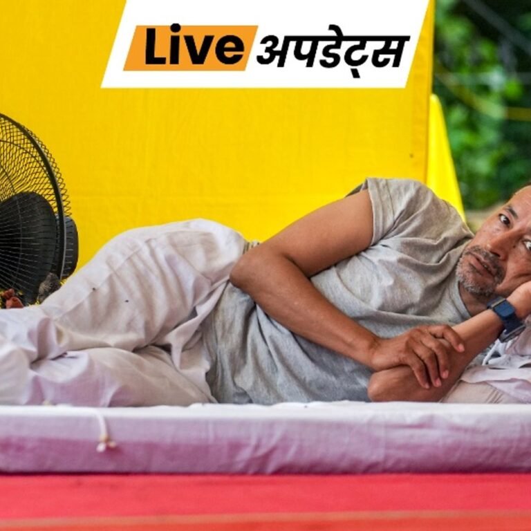 भास्कर अपडेट्स:दिल्ली में सोनम वांगचुक की भूख हड़ताल का 16वां दिन, कॉकरोच जनता पार्टी का प्रदर्शन जारी