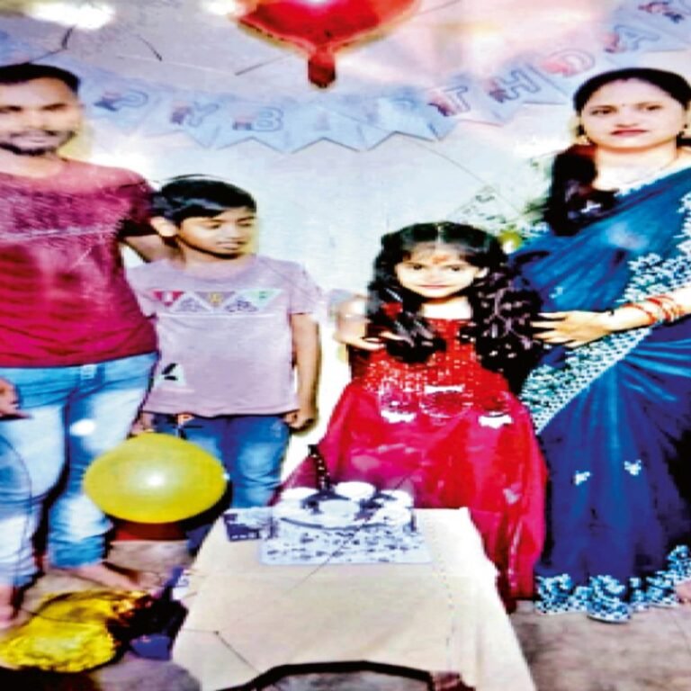 कुम्हारी में हादसा:गृह प्रवेश में जाते समय एक्टिवा ट्रॉली से टकराई; 2 बहनों, उनकी 2 बेटियों की मौत