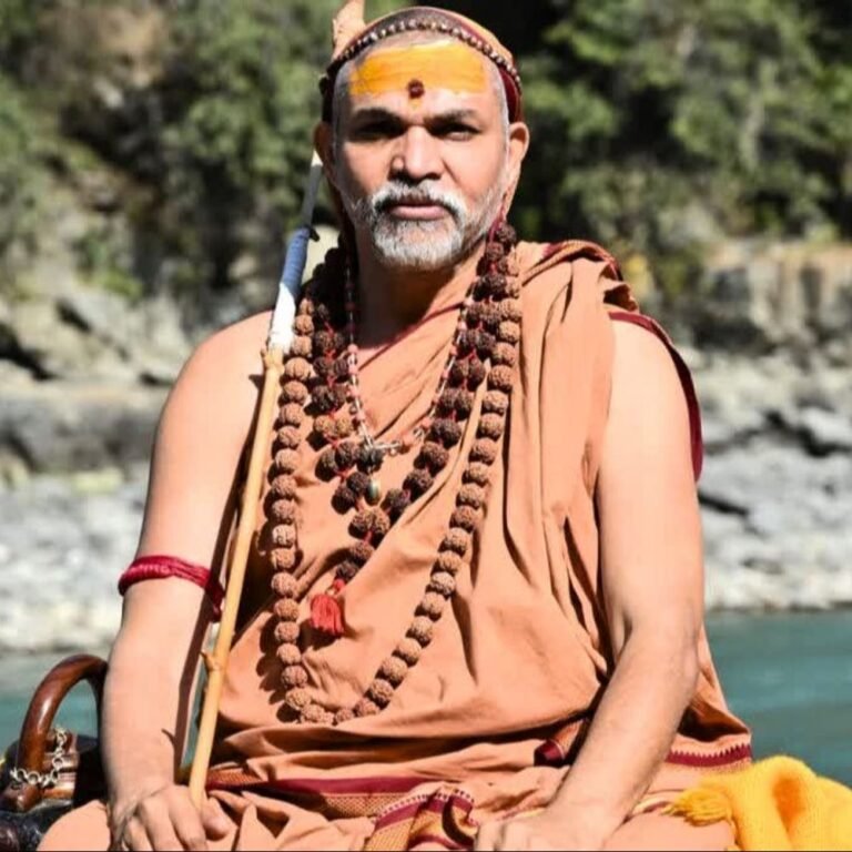 अविमुक्तेश्वरानंद बोले-कंगना पर किसी का कंट्रोल नहीं, लाइसेंस मिला है:कहा- छत्तीसगढ़ सरकार अब डबल इंजन नहीं, केंद्र की खींची हुई बोगी है