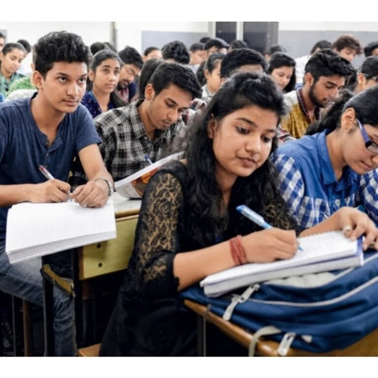 UPSC भर्ती 13 महीने, SSC भर्ती 6 महीने में होगी:नकल रोकने के लिए फेस ऑथेंटिकेशन, आंसर की फीस कम करने पर केंद्रीय मंत्री की घोषणा