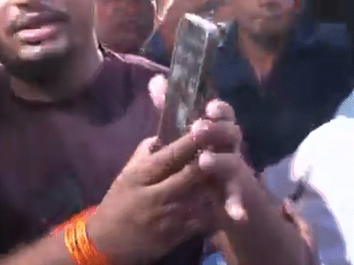 रांची में जंतर-मंतर जैसा धरना, 10 प्रदर्शनकारी भूख हड़ताल पर:एक ने पानी तक छोड़ा था, वांगचुक की अपील पर पिया; 7 अगस्त को विधानसभा घेरेंगे
