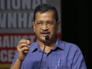 E20 फ्यूल का विरोध- केजरीवाल PM आवास तक मार्च निकालेंगे:बोले- पेट्रोल पंप पर शुद्ध पेट्रोल भी मिले, सरकार इसे थोपे नहीं