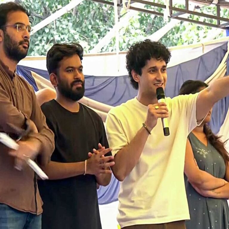 कॉकरोच जनता पार्टी दो दिन की रणनीतिक बैठक करेगी:कहा- राजनीतिक दल नहीं बनाएंगे; दीपके बोले- स्कॉलरशिप के पैसों से अमेरिका गया था