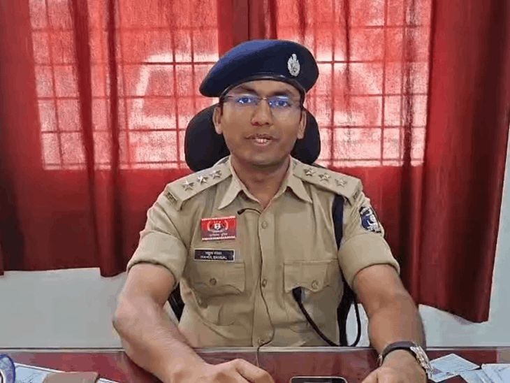 ट्रेनी IPS पर 1 करोड़ रिश्वत लेने का आरोप:हवाले के जरिए ली रकम, ASI-आरक्षक बने मिडियेटर; CBI स्पेशल कोर्ट में शिकायत