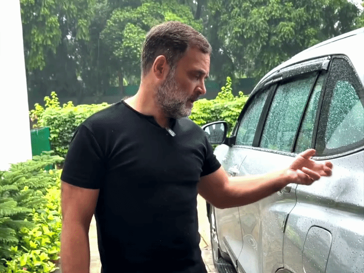 राहुल ने कार की टंकी खोली, E20-पेट्रोल पर सवाल उठाए:कहा- ये कार-स्कूटर खराब कर रहा; दाल में काला नहीं, पूरी दाल ही काली