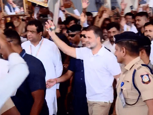 राहुल गांधी का तमिलनाडु दौरा, चेन्नई एयरपोर्ट पहुंचे:मामल्लापुरम में कांग्रेस के प्रशिक्षण शिविर को संबोधित करेंगे