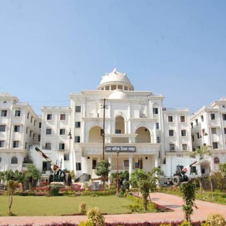 रायपुर नगर निगम में बड़ा प्रशासनिक फेरबदल:19 इंजीनियरों का ट्रांसफर, कई अधिकारियों को मिली अतिरिक्त जिम्मेदारी, देखिए पूरी लिस्ट